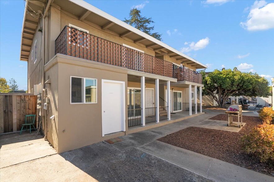 Primary Photo Of 1795 Bradford Way, San Jose Apartments For Sale