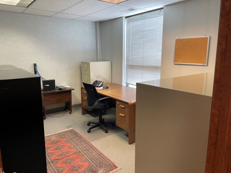 More Photos Of 57 North St, Danbury Medical For Sale