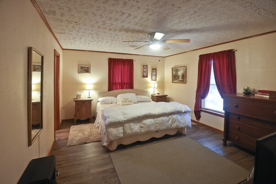 More Photos Of 43 Europe Ln, Clayton Apartments For Sale