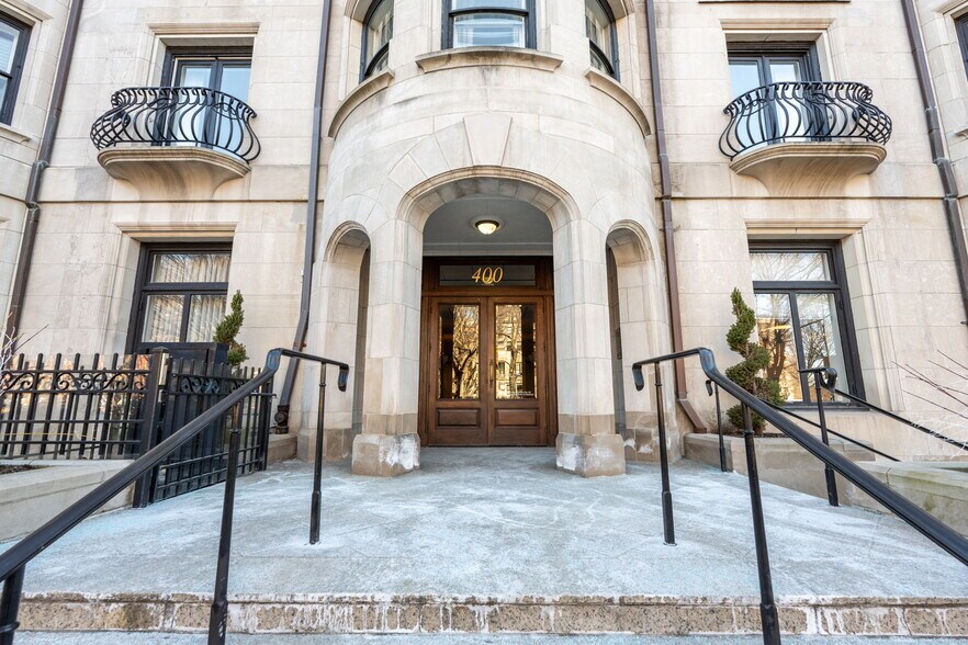 More Photos Of 400 Commonwealth Ave, Boston Medical For Sale