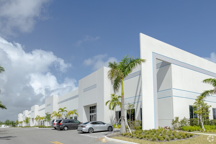 Primary Photo Of 1501 N Florida Mango Rd, West Palm Beach Warehouse For Lease