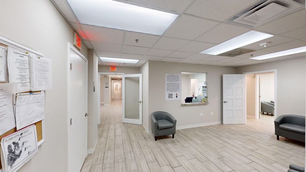 More Photos Of 6709 Ridge Rd, Port Richey Medical For Lease