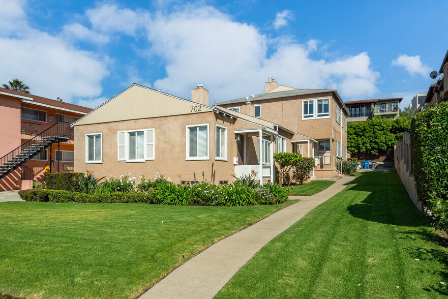 More Photos Of 702 S Pacific Coast Hwy, Redondo Beach Multifamily For Sale