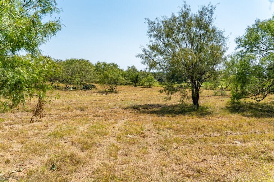 More Photos Of Lot 2 Mariposa Dr, Fredericksburg Land For Sale