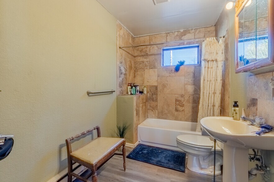 More Photos Of 629 Grand Ave, Grand Lake General Retail For Sale