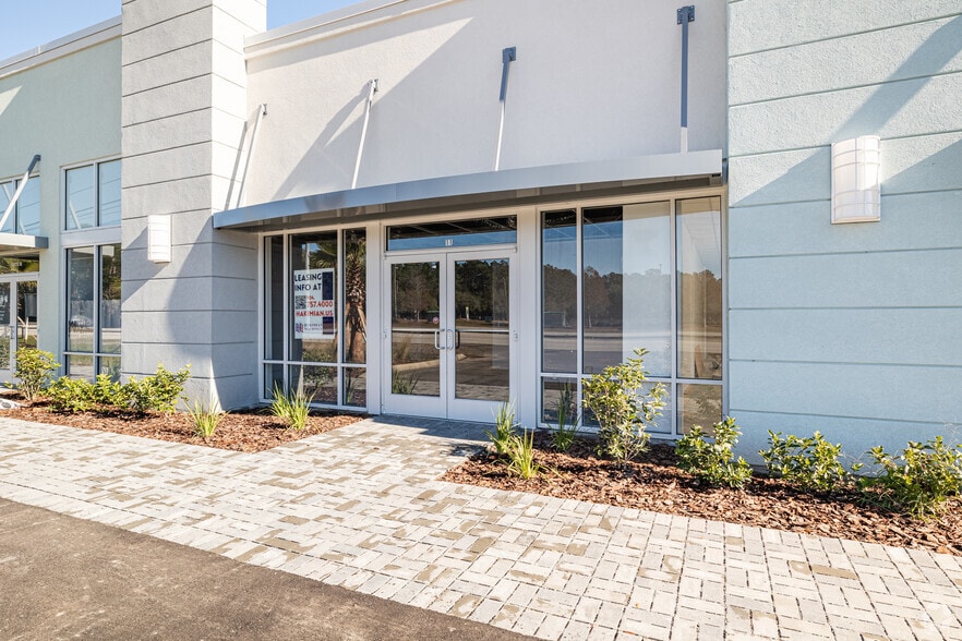 More Photos Of 7035 Philips Hwy, Jacksonville Unknown For Lease