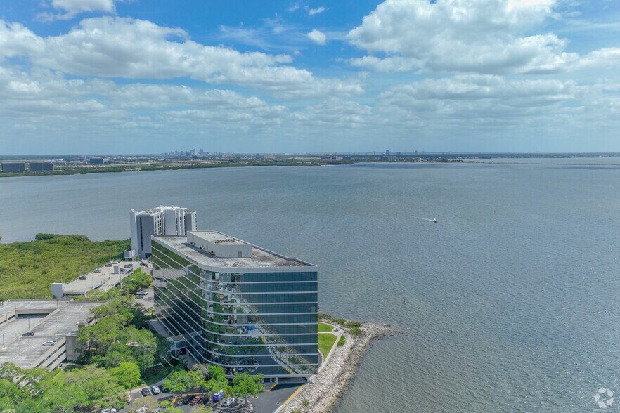 More Photos Of 2502 N Rocky Point Dr, Tampa Office For Lease