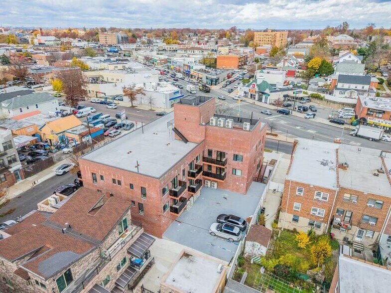 More Photos Of 16502 Sanford Ave, Flushing Apartments For Sale