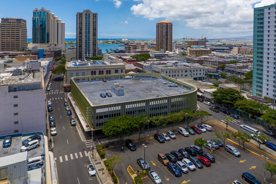 More Photos Of 1140 Bethel St, Honolulu Parking Garage For Sale