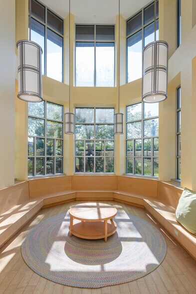 More Photos Of 13901-13911 St. Francis Blvd, Midlothian Hospital For Lease