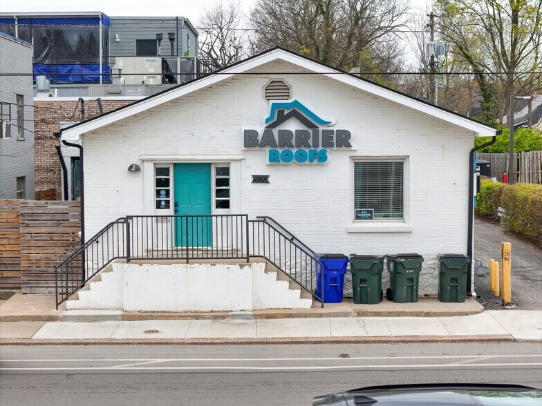 Primary Photo Of 505 Euclid Ave, Lexington Storefront For Lease