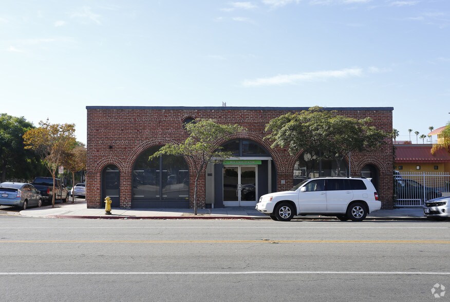 More Photos Of 880 E Broadway, Glendale Loft Creative Space For Sale