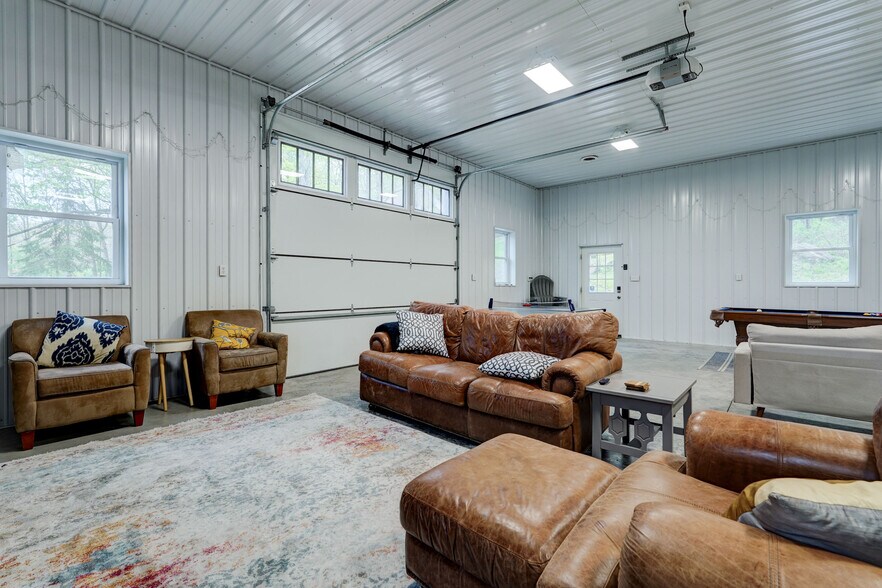 More Photos Of 5685 County Road 33, Canandaigua Specialty For Sale