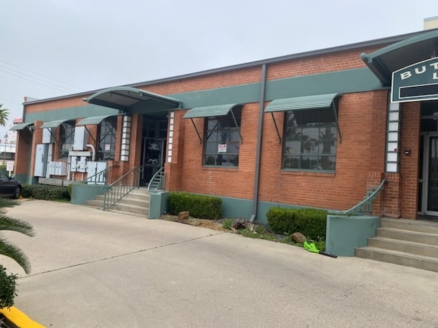 More Photos Of 2315 Harborside Dr, Galveston General Retail For Lease