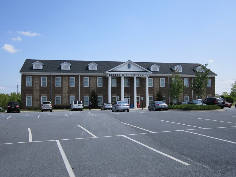 Primary Photo Of 114 Morlake Dr, Mooresville Medical For Lease