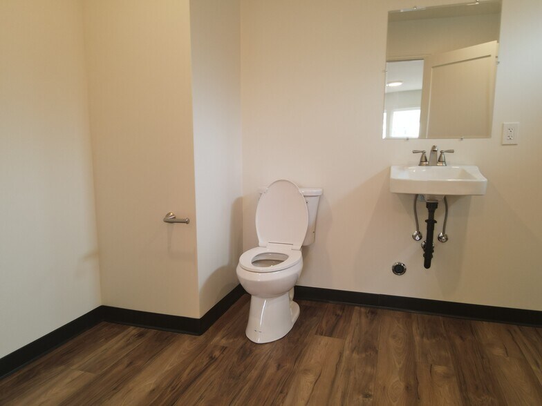 More Photos Of 899 Grand Ave, San Diego Office For Lease