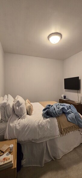 More Photos Of 1216 W Grand Ave, Chicago Storefront Retail Residential For Sale