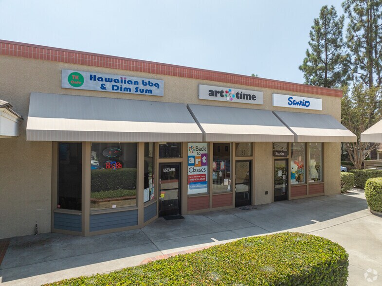 More Photos Of 170-186 W Foothill Blvd, Monrovia General Retail For Lease