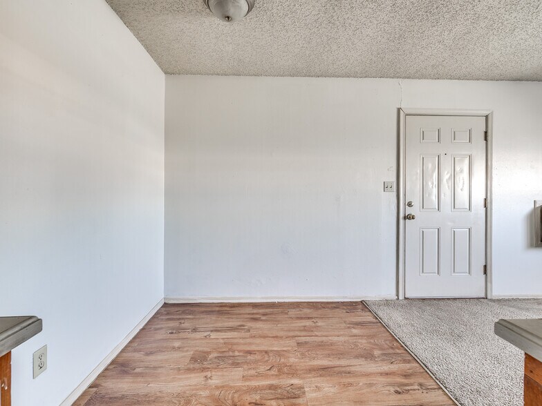 More Photos Of 6401 NW Oak Ave, Lawton Apartments For Sale