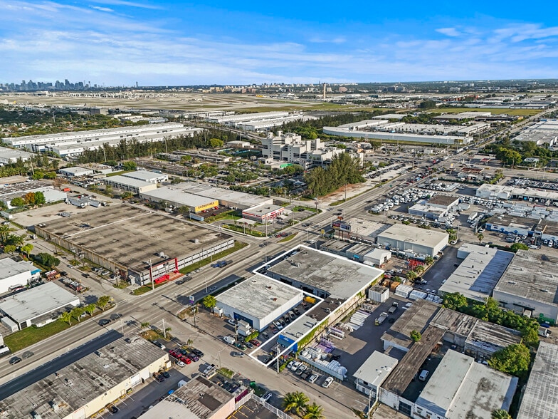 More Photos Of 4200-4250 NW 72nd Ave, Miami Warehouse For Sale