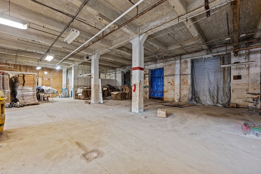 More Photos Of 103 Harrison St, Reidsville Manufacturing For Sale