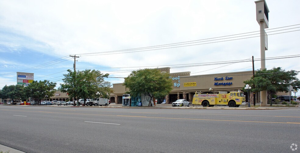 More Photos Of 2465 N Main St, Sunset Unknown For Lease