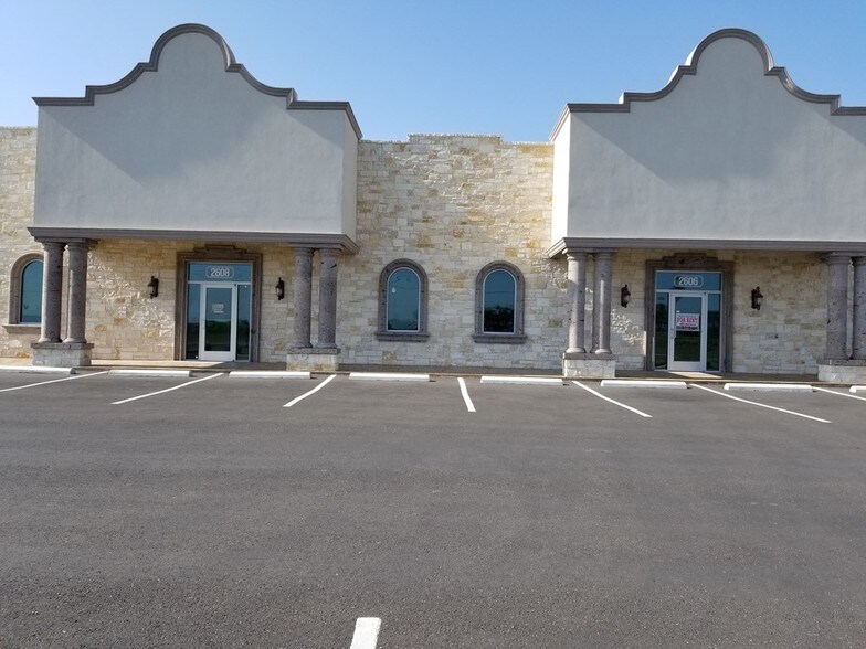Primary Photo Of 2502-2608 E Richardson Rd, Edinburg Medical For Lease