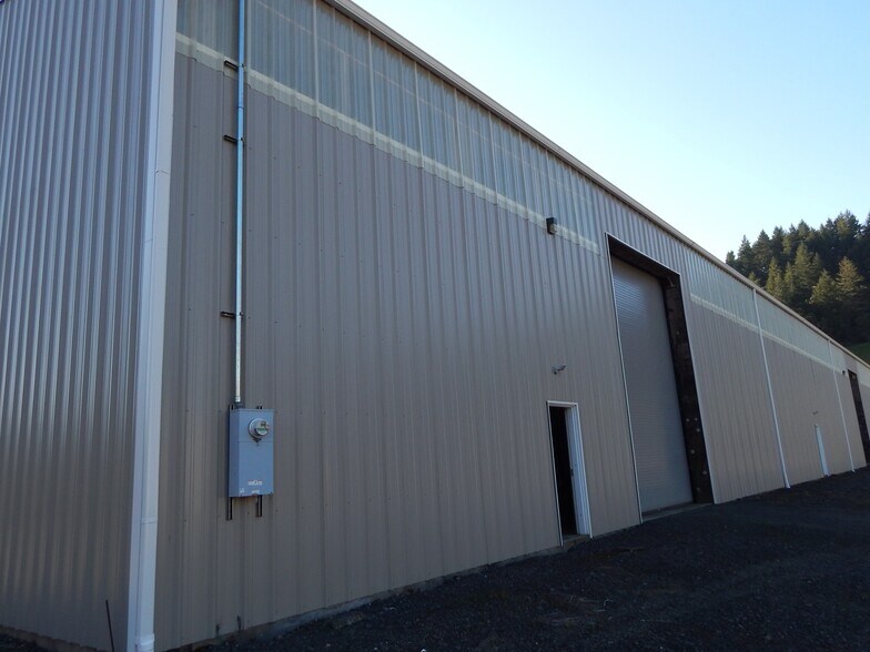 More Photos Of 121 Deady Crossing Rd, Sutherlin Warehouse For Sale