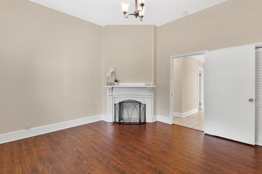 More Photos Of 229 W McClendon St, Lady Lake Office Residential For Sale