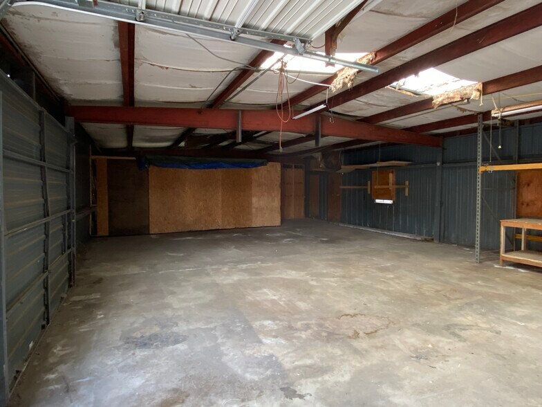 More Photos Of 1128 Jones St, Augusta Warehouse For Lease