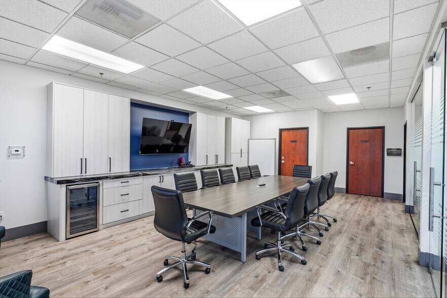 More Photos Of 3087 E Warm Springs Rd, Las Vegas Office For Sale