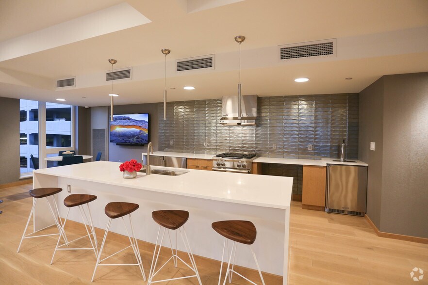 More Photos Of 25-45 N Central Ave, Clayton Apartments For Lease