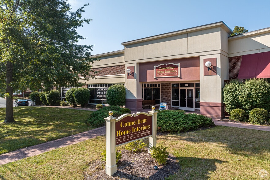 830 farmington ave  