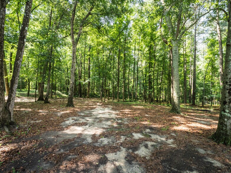 More Photos Of 5229 Augusta Hwy, Leesville Flex For Sale