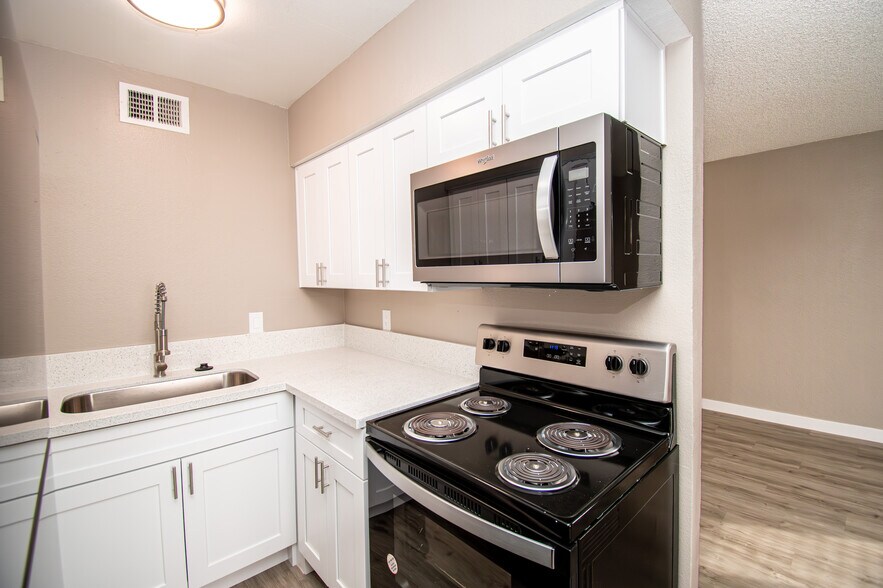 More Photos Of 301 S Orland St, Las Vegas Apartments For Sale