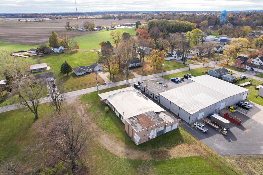 More Photos Of 1020 N 5th St, Fremont Light Manufacturing For Sale