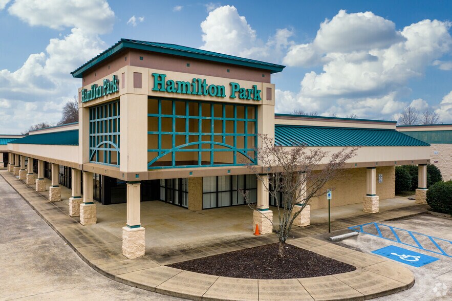 Primary Photo Of 7625 Hamilton Park Dr, Chattanooga Unknown For Lease