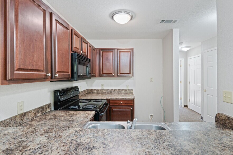 More Photos Of 849 Glades Rd, Gatlinburg Specialty For Sale