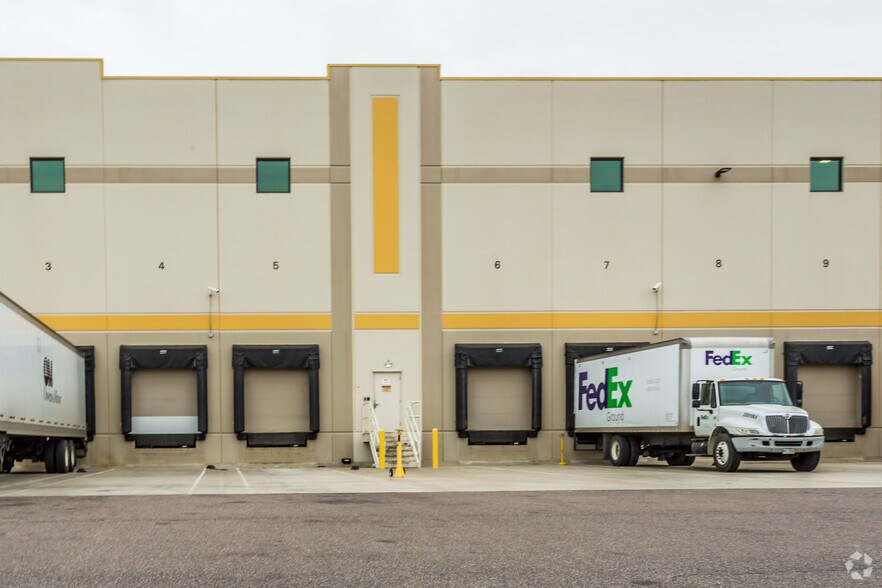 More Photos Of 5755 FedEx Ln, Olive Branch Warehouse For Lease