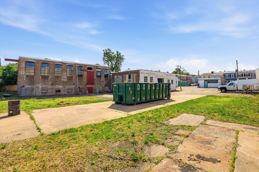 More Photos Of 4821 Garden St, Philadelphia Industrial For Sale