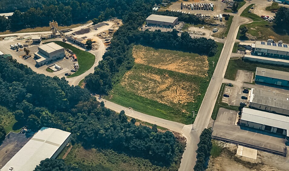 More Photos Of 3530 Central Park Blvd blvd, Louisville Warehouse For Lease