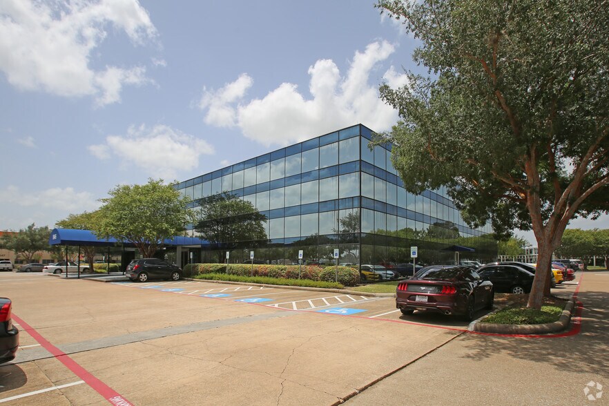More Photos Of 1045 Gemini St, Houston Medical For Lease