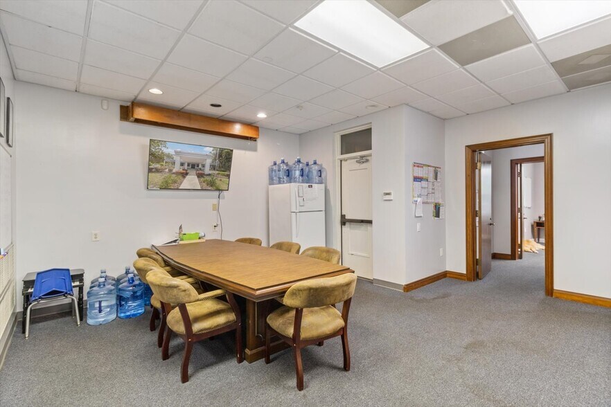 More Photos Of 268 S Suncoast Blvd, Crystal River Office For Sale