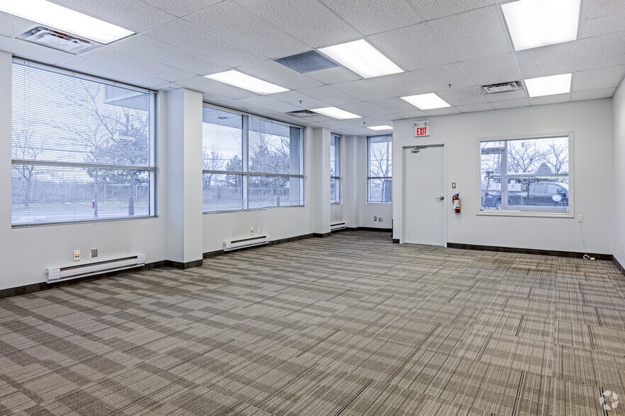 More Photos Of 8350 Lawson Rd, Milton Warehouse For Lease