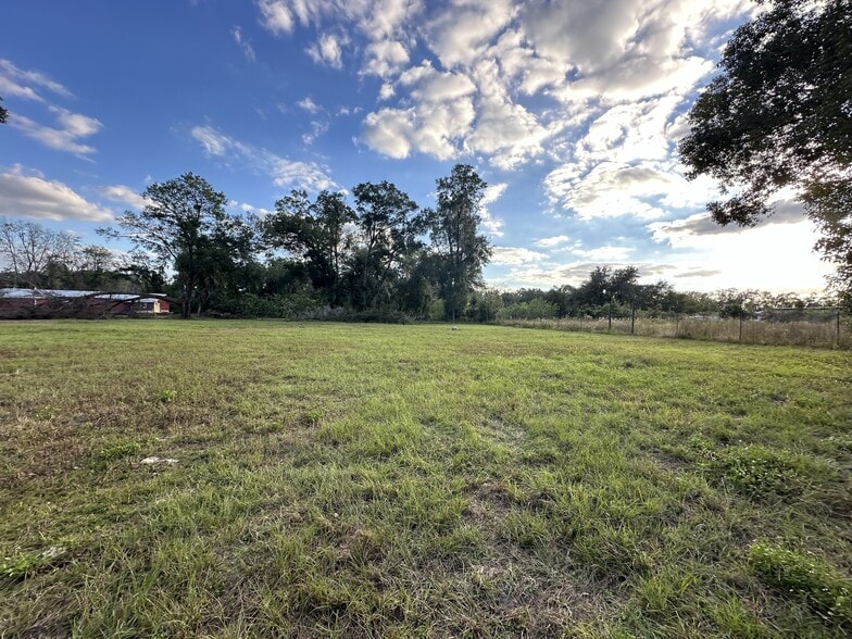 More Photos Of 13046 SW Sr-45, Archer General Retail For Sale