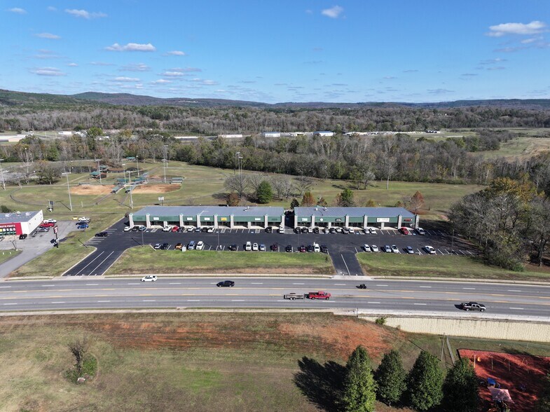 More Photos Of 244 Highway 65 N, Clinton General Retail For Sale