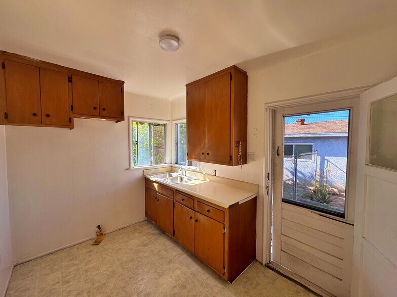 More Photos Of 1852 260th St, Lomita Apartments For Sale