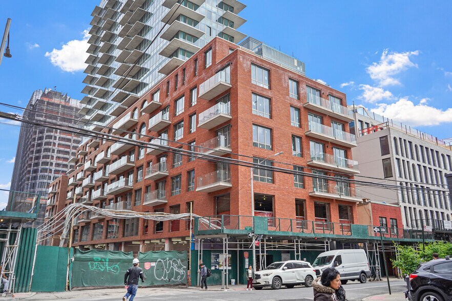 More Photos Of 395 Carroll Street, Brooklyn Apartments For Lease