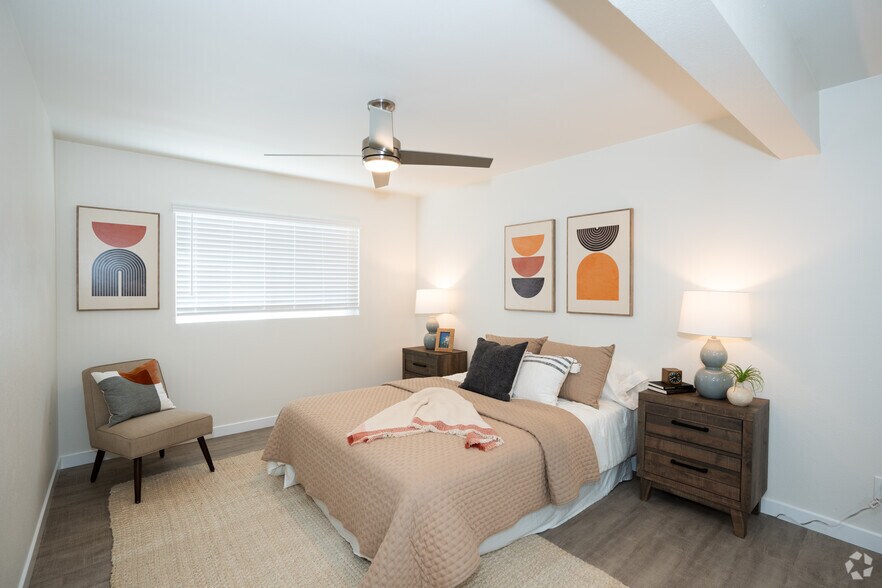 More Photos Of 628 W California Ave, Vista Apartments For Sale