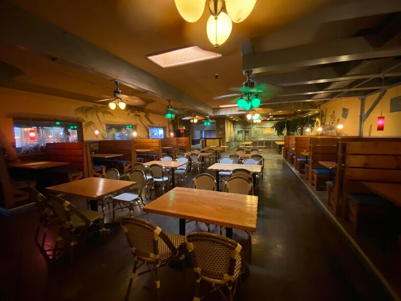 More Photos Of 901 Dual Hwy, Hagerstown Restaurant For Sale